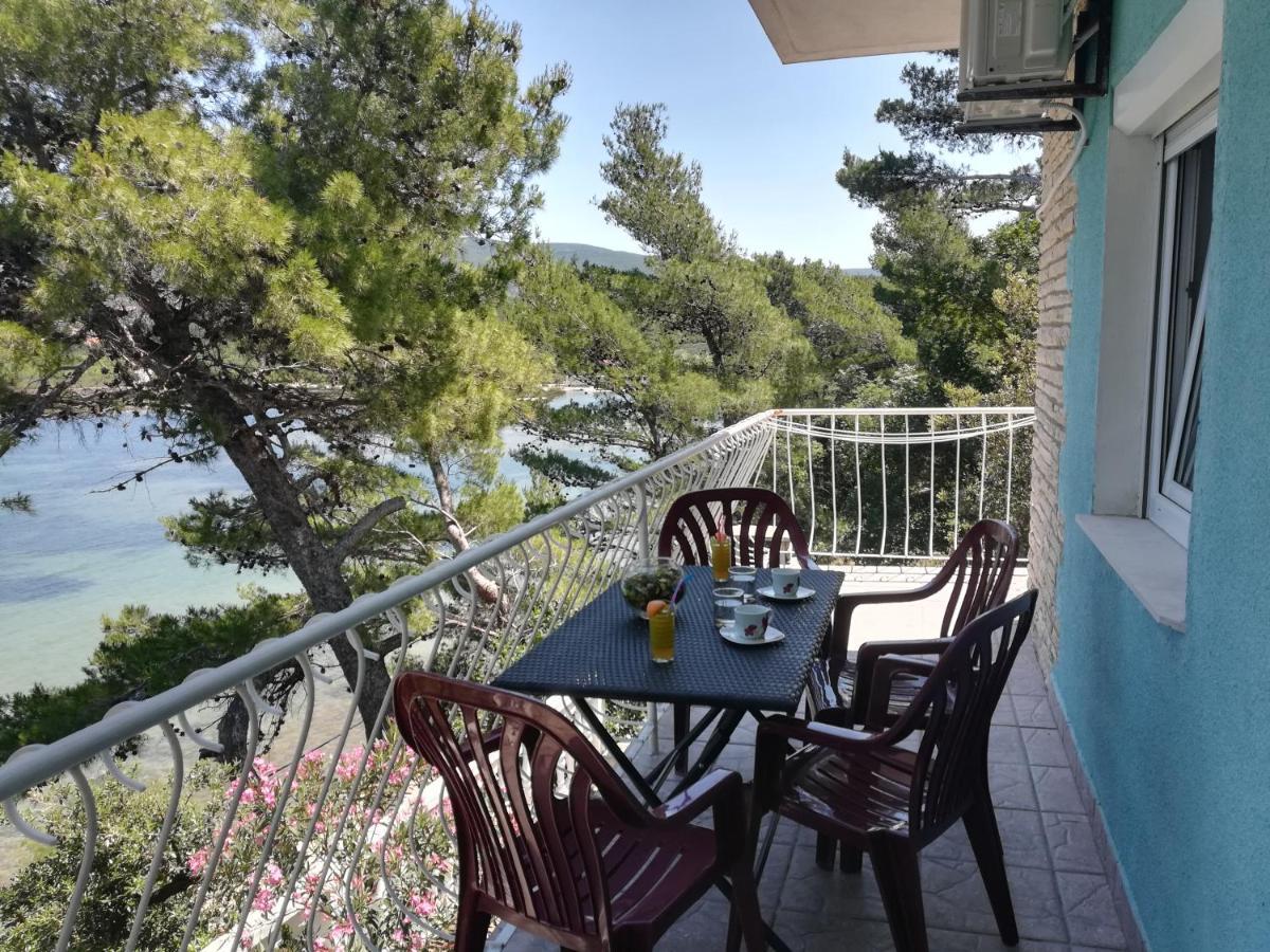 Apartman Volarevic Donji Karin Экстерьер фото