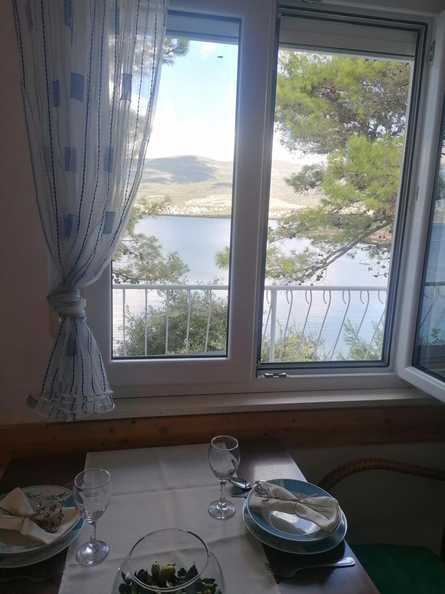 Apartman Volarevic Donji Karin Экстерьер фото